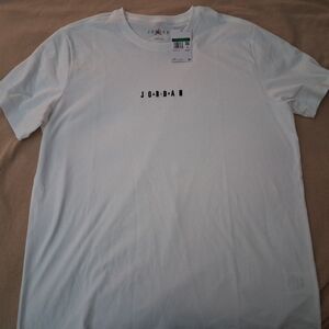 Jordan Mens Classic White Short Sleeve Tee Size XL NWT